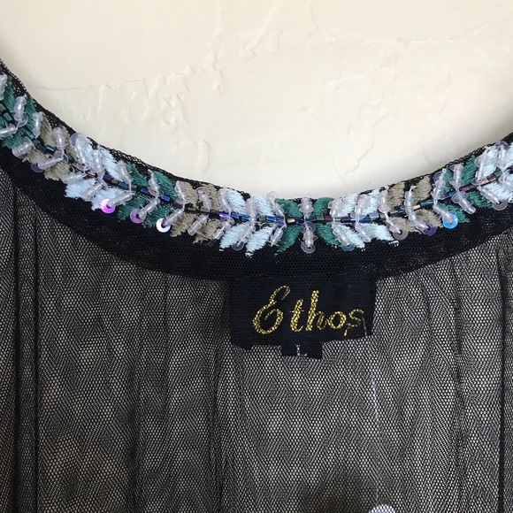 Women’s embroidered sheer cover up size L - Picture 3 of 3